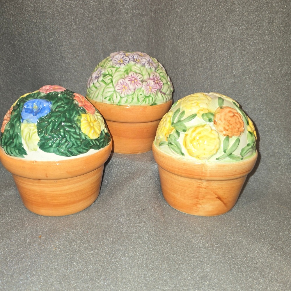 Floral Garden Pot Ceramic Salt and Pepper Shakers Set of 3 Multicolor